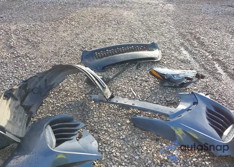 2017 Toyota Corolla Se z USA, uszkodzony, nr VIN 2T1BURHE8HC749762